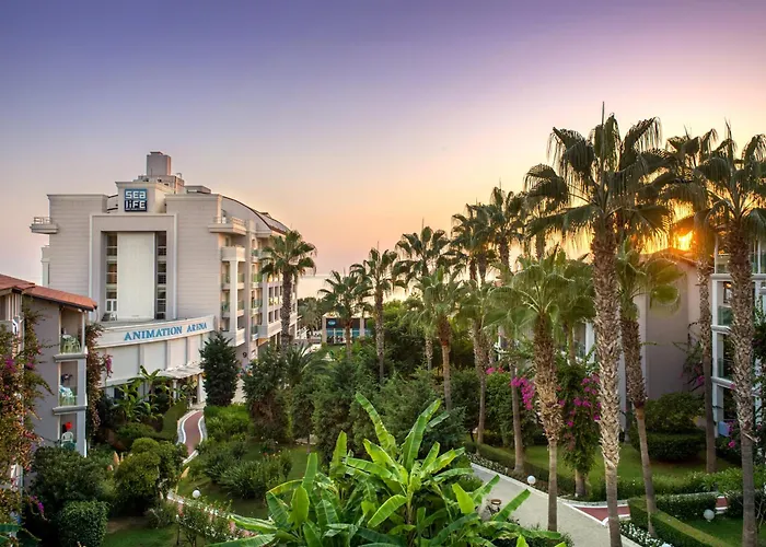 Sealife Buket & BeachResort Hotel